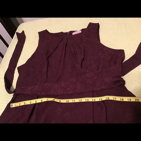 Elle XXL Sleeveless Dress - Picture 3 of 4